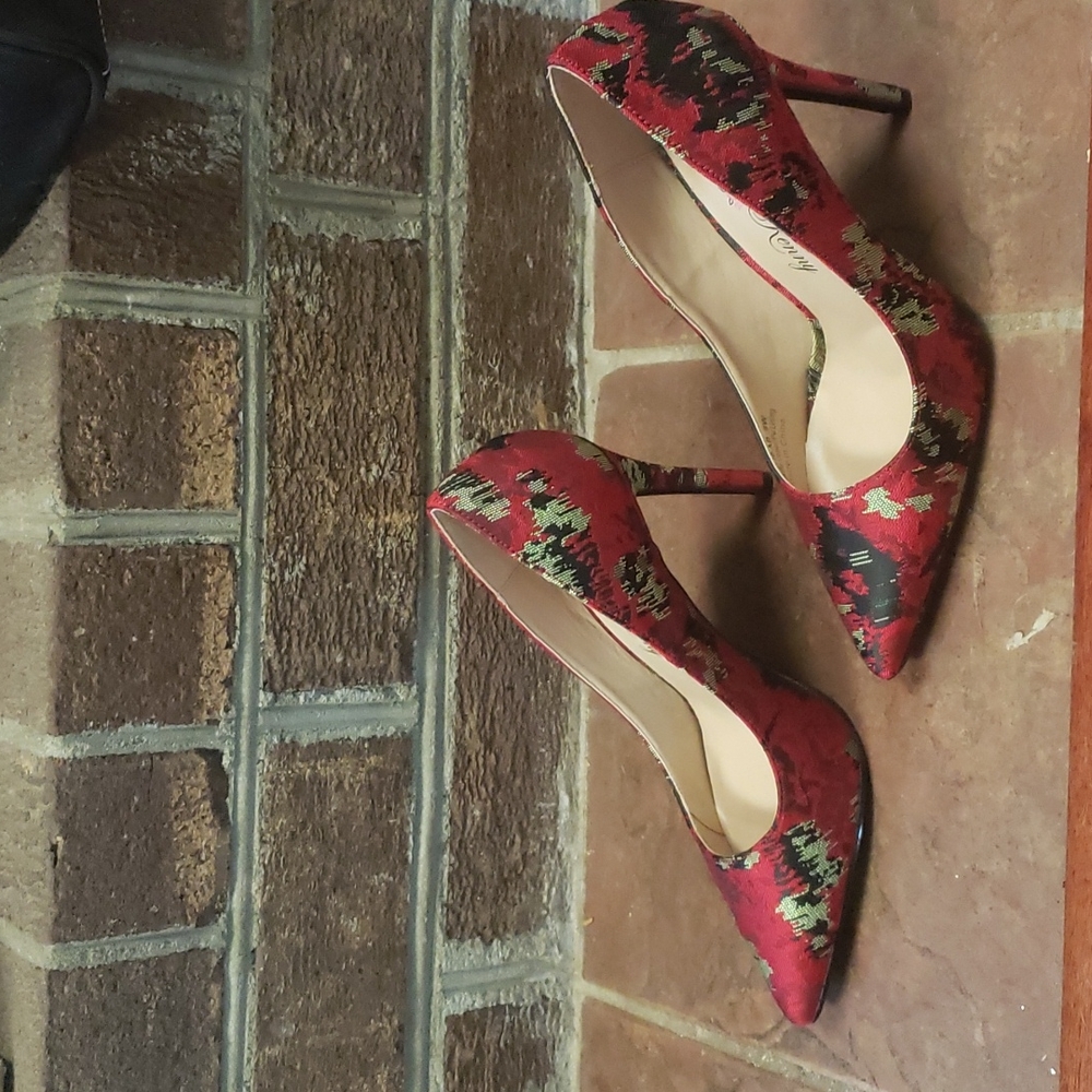 Shoes - Picture 2 of 2